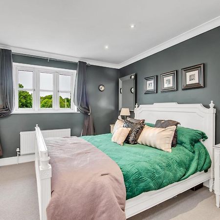 Stylish 3 Bedroom Townhouse For 5 Guests, Set In The Medieval Grid With Off Street Parking Bury St. Edmunds Exteriér fotografie