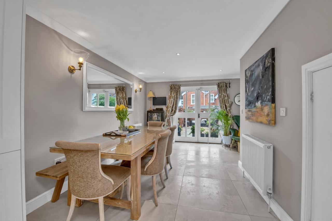 Stylish 3 Bedroom Townhouse For 5 Guests, Set In The Medieval Grid With Off Street Parking Bury St. Edmunds Exteriér fotografie
